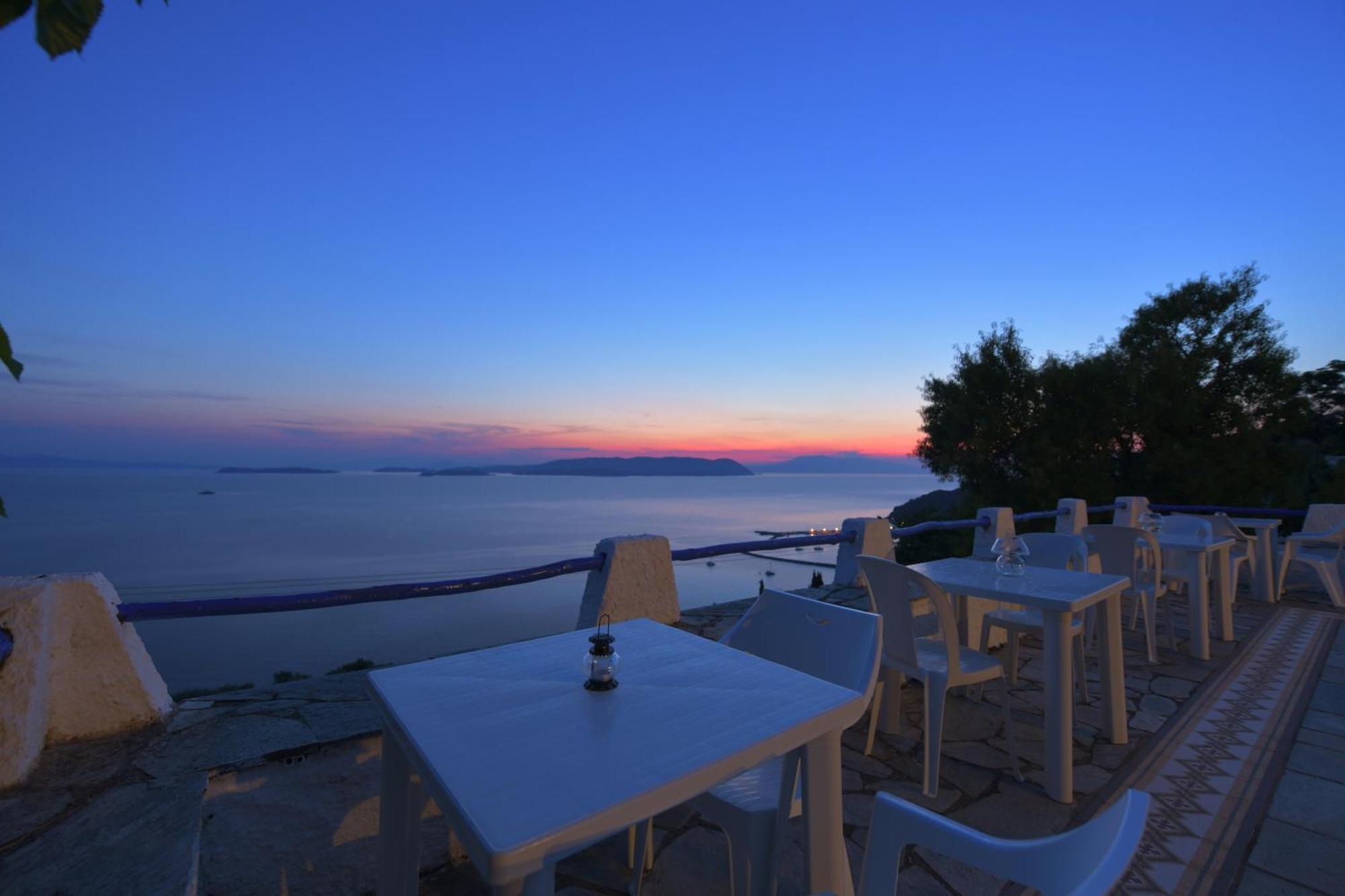 Secret Sporades Panoramic Κλήμα